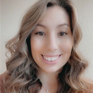 Meet your Posher, Megan